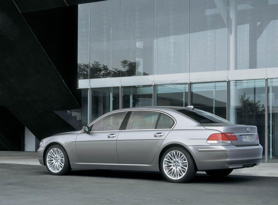  BMW 7-Series L 2006 года  (фото 70 из 89)